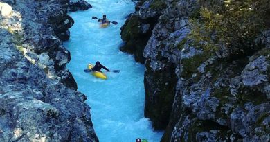 kayaking-blue
